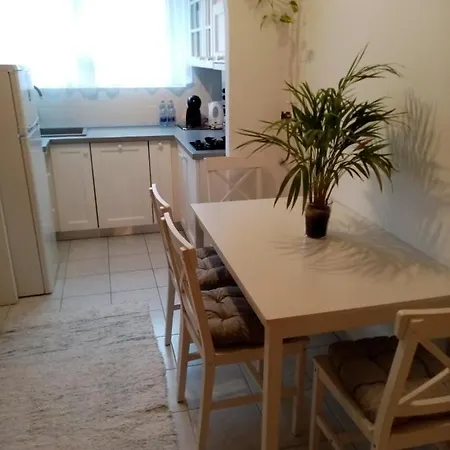 아파트 Heviz Lake Apartman *